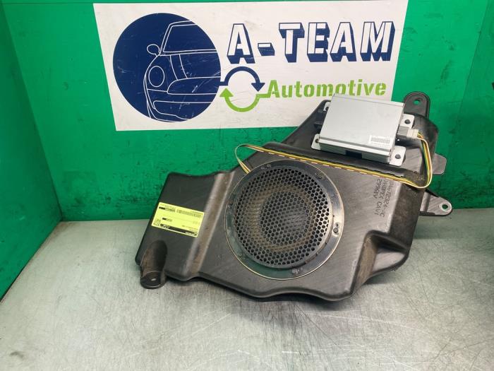 Używane Subwoofer Dodge Caliber 2.0 16V Cena na żądanie oferowane przez A-team Automotive