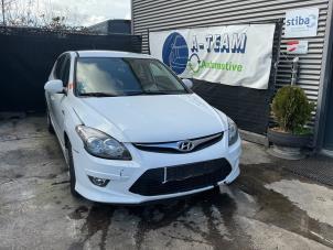 Motor van een Hyundai i30 (GDHB5) 1.4 16V 2011