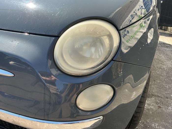 Używane Reflektor lewy Fiat 500 (312) 0.9 TwinAir 85 Cena € 39,99 Procedura marży oferowane przez A-Team Automotive