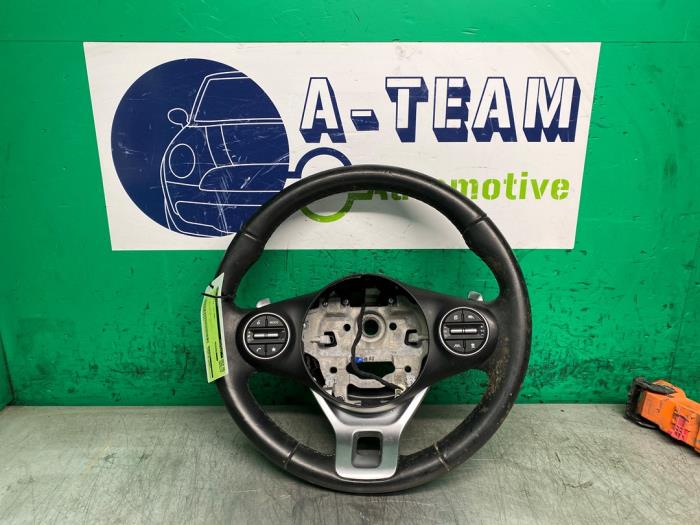 Begagnade Ratt Kia Soul Pris på förfrågan erbjuds av A-team Automotive
