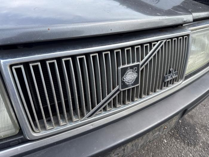 Używane Grill Volvo 240/245 240 Cena na żądanie oferowane przez A-team Automotive