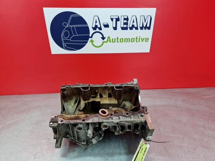 Usagé Couvercle carter Renault Megane III Berline (BZ) 1.2 16V TCE 115 Prix € 39,99 Règlement à la marge proposé par A-Team Automotive