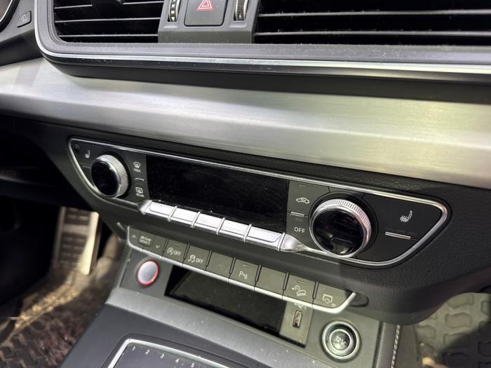 Używane Panel climatronic Audi SQ5 (FYB/FYG) 3.0 TFSI V6 24V Cena € 199,99 Procedura marży oferowane przez A-team Automotive