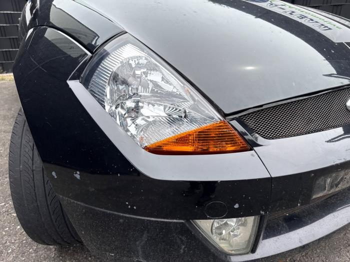 Używane Reflektor prawy Ford StreetKa 1.6i Cena € 24,99 Procedura marży oferowane przez A-team Automotive