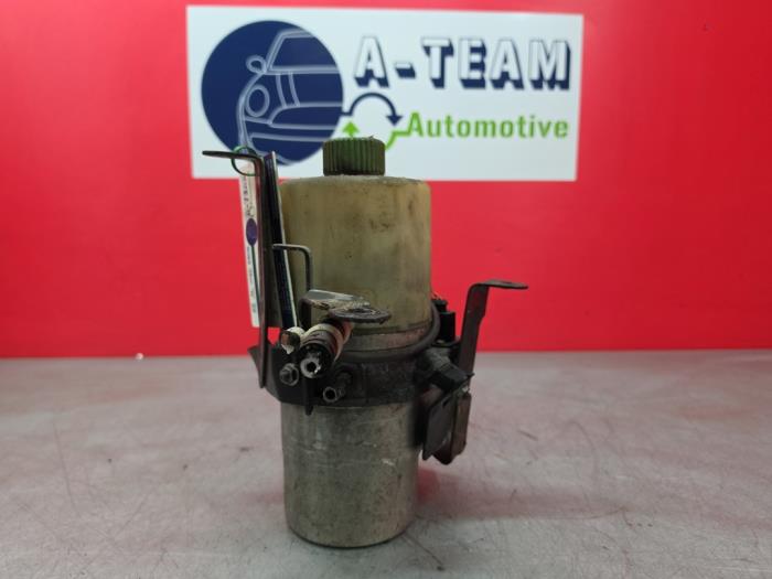 Usagé Pompe de direction Seat Ibiza IV (6J5) 1.2 12V Prix € 39,99 Règlement à la marge proposé par A-Team Automotive