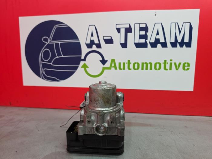 Pompe ABS Honda Civic (ES), 2000 / 2005 1.3 16V VTEC-i IMA, Berline, 4 portes, Electrique Essence, 1.339cc, 61kW (83pk), FWD, LDA1, 2003-10 / 2005-09, ES (Occasion)
