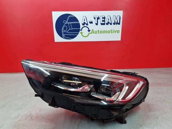 Gebrauchte Scheinwerfer links Opel Insignia Sports Tourer 2.0 CDTI 16V 4x4 Preis € 999,99 Margenregelung angeboten von A-Team Automotive