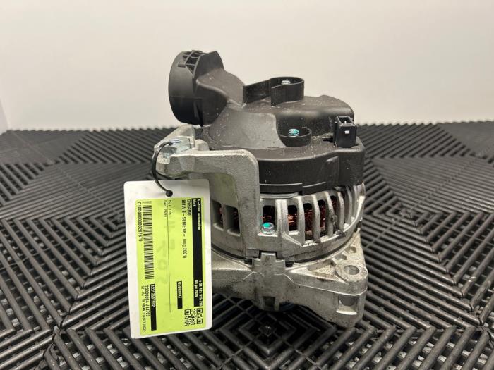 Usagé Dynamo BMW 3 serie Compact (E46/5) 325ti 24V Prix € 119,99 Règlement à la marge proposé par A-team Automotive