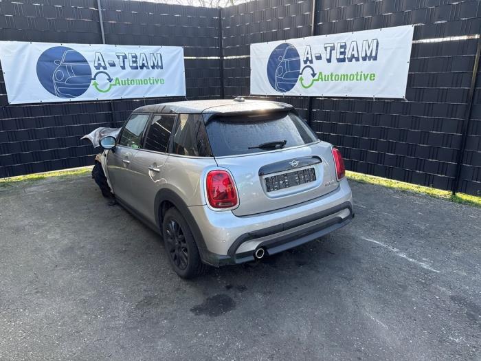 Używane Panel boczny lewy tyl Mini Mini (F55) 1.5 12V Cooper Cena € 699,00 Procedura marży oferowane przez A-team Automotive