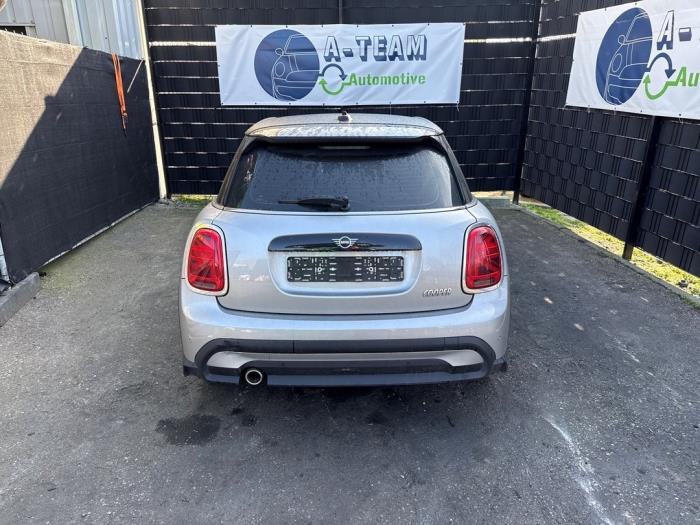 Używane Panel boczny prawy tyl Mini Mini (F55) 1.5 12V Cooper Cena € 699,99 Procedura marży oferowane przez A-team Automotive