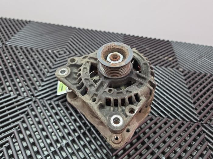 Dynamo from a Audi A3 Sportback (8PA) 1.6 FSI 16V 2006