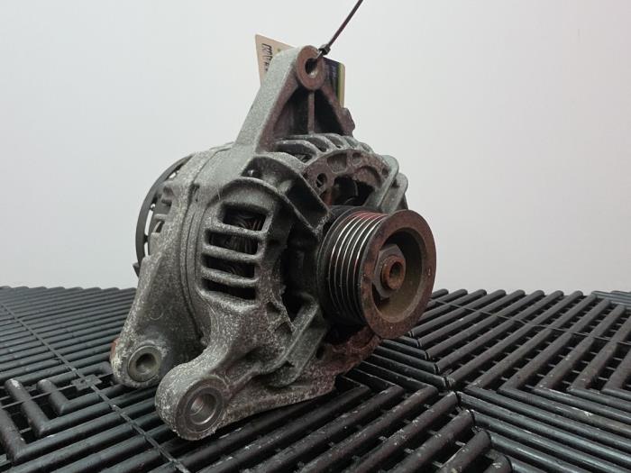 Gebrauchte Dynamo Toyota Avensis Wagon (T25/B1E) 1.8 16V VVT-i Preis € 59,99 Margenregelung angeboten von A-Team Automotive