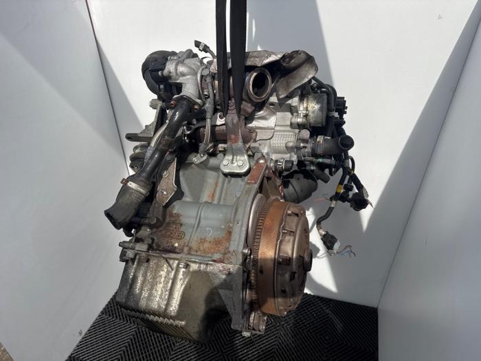 Motor van een Fiat 500 (312) 0.9 TwinAir 85 2012