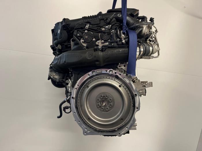 Begagnade Motor Mercedes C (W206) C-300 2.0 EQ Boost Turbo Pris € 5.249,99 Marginaltabell erbjuds av A-team Automotive