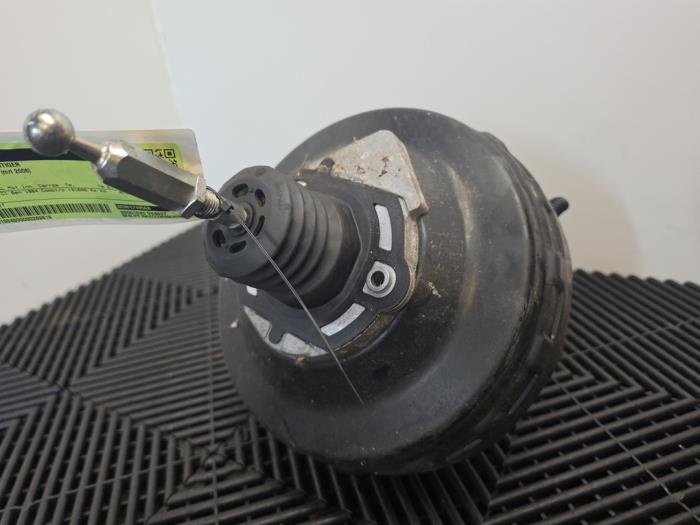 Usados Servofreno Audi A4 Avant (B7) 2.0 TFSI 20V Quattro Precio € 59,99 Norma de margen ofrecido por A-Team Automotive