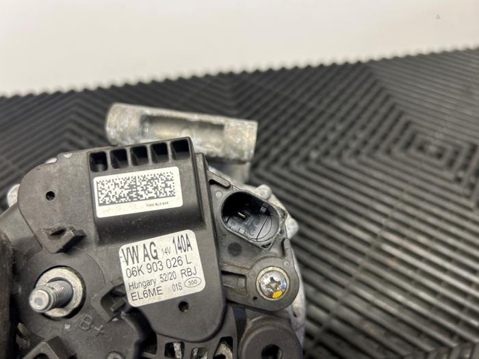 Dynamo van een Volkswagen Golf VIII (CD1) 2.0 GTI 16V 2021