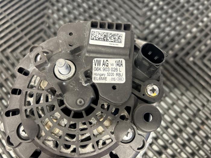 Dynamo van een Volkswagen Golf VIII (CD1) 2.0 GTI 16V 2021