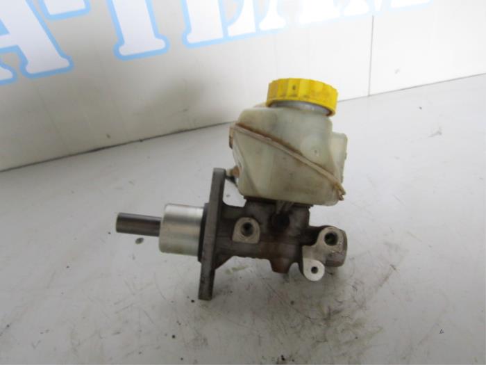 Master cylinder from a Seat Cordoba 2000