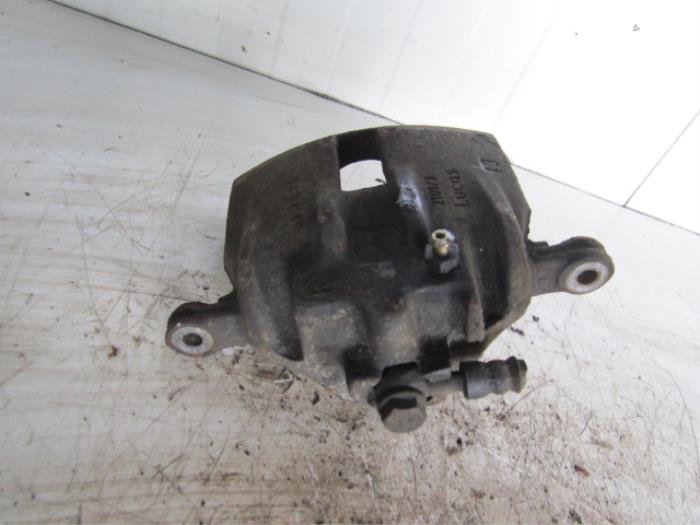 Front brake calliper, right from a Rover 200 (RF) 216 Si 1.6 16V 1999