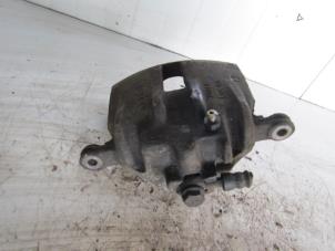 Used Front brake calliper, right Rover 200 (RF) 216 Si 1.6 16V Price € 30,00 Margin scheme offered by A-Team Automotive Rotterdam