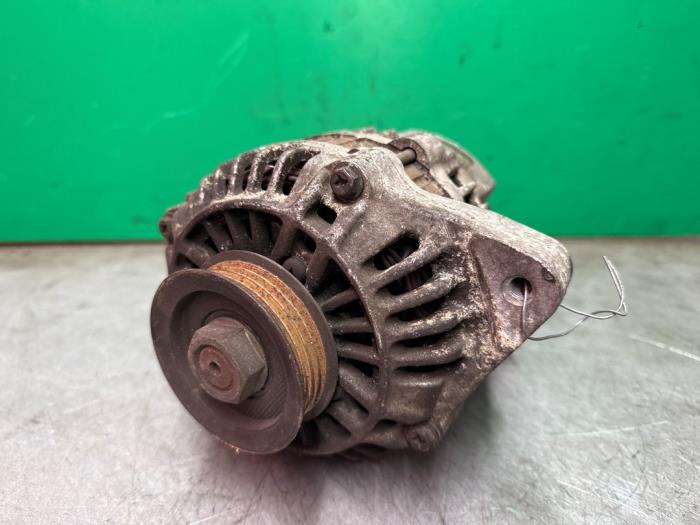 Begagnade Dynamo Honda Civic (EG) 1.5 DXi,LSi 16V Pris € 15,99 Marginaltabell erbjuds av A-team Automotive