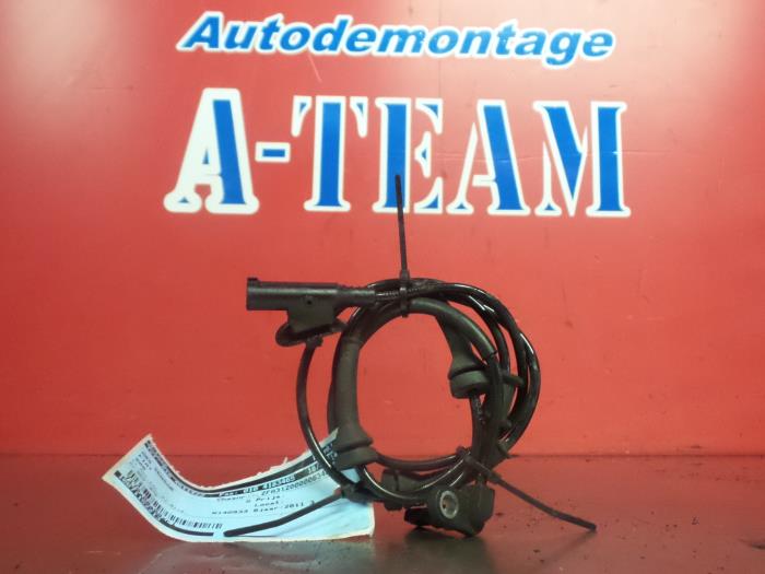 ABS Sensor van een Fiat 500 (312) 0.9 TwinAir 85 2011