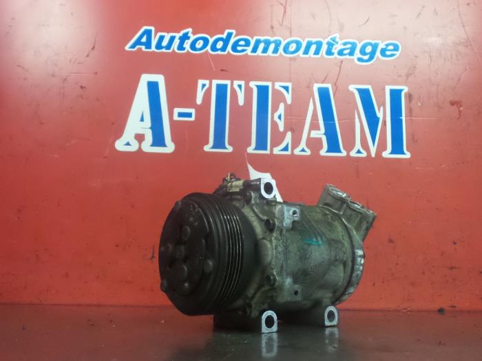 Usagé Pompe clim Renault Twingo (C06) 1.2 Phase II Kat. Prix € 29,99 Règlement à la marge proposé par A-Team Automotive