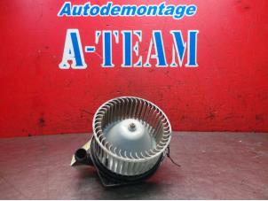 Usagé Ventilateur chauffage Nissan Almera (N15) 1.6 GX,SLX,SR 16V Prix € 35,00 Règlement à la marge proposé par A-Team Automotive Rotterdam