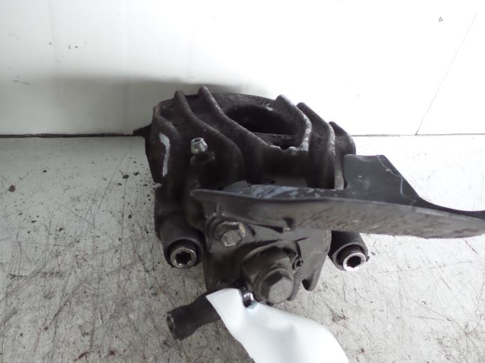 Gebrauchte Bremszange links vorne Volkswagen Lupo (6X1) 1.2 TDI 3L Preis € 9,99 Margenregelung angeboten von A-Team Automotive