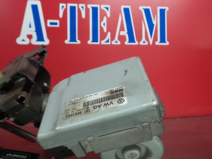 Used Power steering computer Volkswagen Up! (121) 1.0 12V 75 Price € 194,99 Margin scheme offered by A-Team Automotive