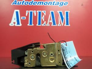 Usagé Serrure portière mécanique 4portes avant droite Ford Escort Prix € 34,99 Règlement à la marge proposé par A-Team Automotive Rotterdam