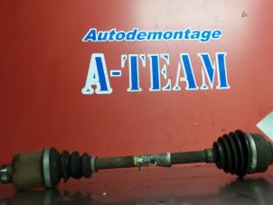Used Front drive shaft, left Peugeot 207/207+ (WA/WC/WM) 1.4 16V VTi Price € 74,99 Margin scheme offered by A-Team Automotive Rotterdam