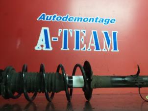 Usagé Amortisseur avant gauche Toyota Aygo Prix € 19,99 Règlement à la marge proposé par A-Team Automotive Rotterdam