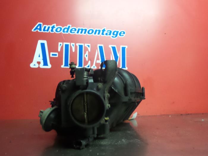 Usagé Boitier papillon Ford Mondeo III Wagon 1.8 16V Prix € 29,99 Règlement à la marge proposé par A-Team Automotive