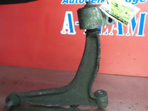 Used Front wishbone, right Opel Signum (F48) 3.0 CDTI V6 24V Price € 69,99 Margin scheme offered by A-Team Automotive