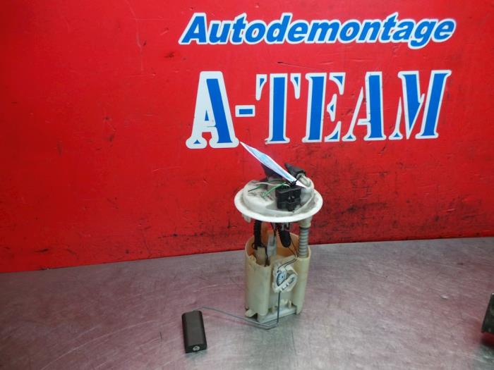 Usagé Pompe essence Renault Twingo (C06) 1.2 Prix € 14,99 Règlement à la marge proposé par A-Team Automotive