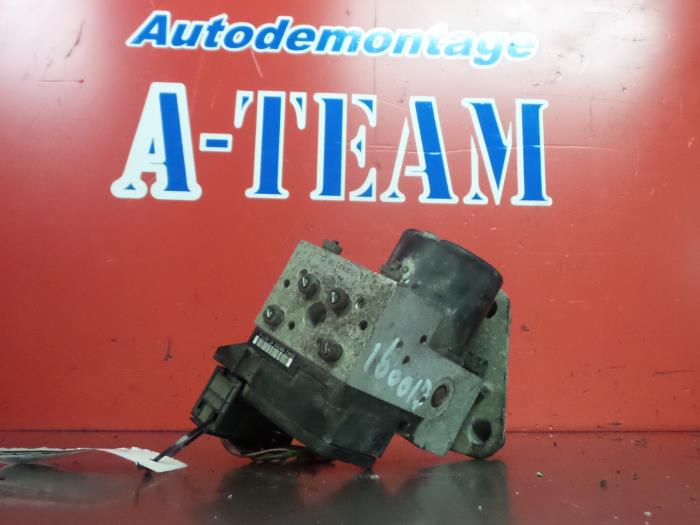 Begagnade ABS-pump Mercedes C (W202) 2.2 C-220 CDI 16V Pris € 69,99 Marginaltabell erbjuds av A-Team Automotive