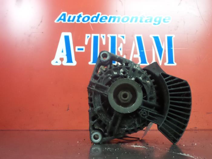 Begagnade Dynamo Opel Vectra B Caravan (31) 2.6 V6 24V Pris € 29,99 Marginaltabell erbjuds av A-Team Automotive