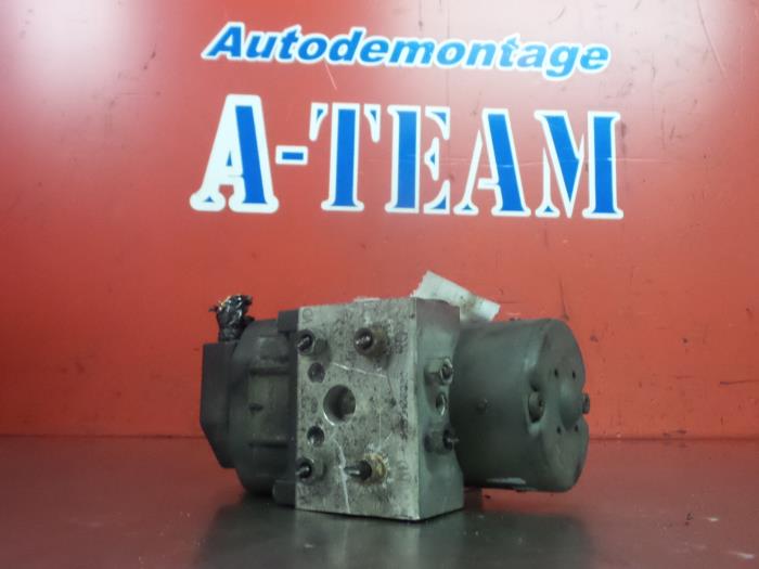 Used ABS pump Peugeot 406 Coupé (8C) 2.0 16V Price € 69,99 Margin scheme offered by A-Team Automotive