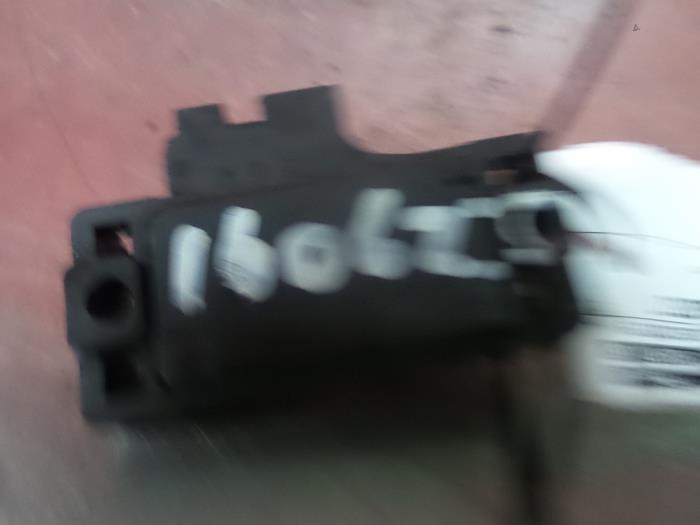 Mapping sensor (intake manifold) from a Opel Astra H SW (L35) 1.6 16V Twinport 2006