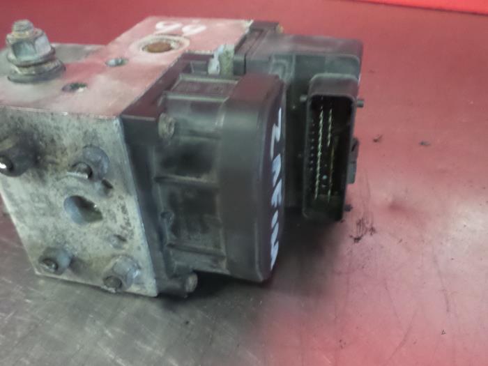 Pompe à injection OPEL Zafira A (T98) 2.0 DTI 16V (F75) 101 PS Y 20 DTH