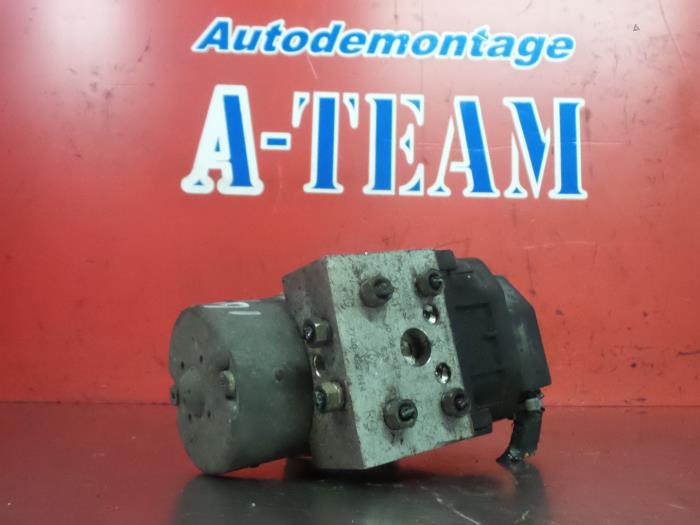 Used ABS pump Renault Megane (BA) 1.4 16V Price € 49,99 Margin scheme offered by A-Team Automotive
