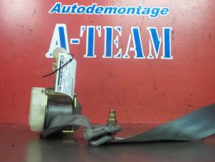 Used Front seatbelt, right Renault Clio II (BB/CB) 1.4 Price € 29,99 Margin scheme offered by A-Team Automotive Rotterdam