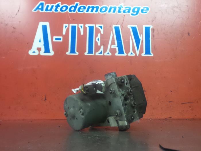 Usagé Pompe ABS Fiat Stilo (192A/B) 2.4 20V Abarth 3-Drs. Prix € 49,99 Règlement à la marge proposé par A-Team Automotive
