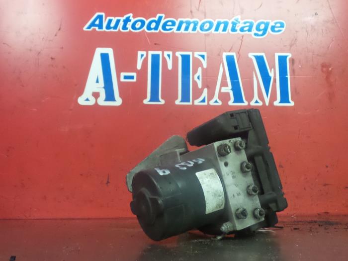 Begagnade ABS-pump Mercedes C Combi (S202) 2.2 C-220 CDI 16V Pris € 69,99 Marginaltabell erbjuds av A-Team Automotive