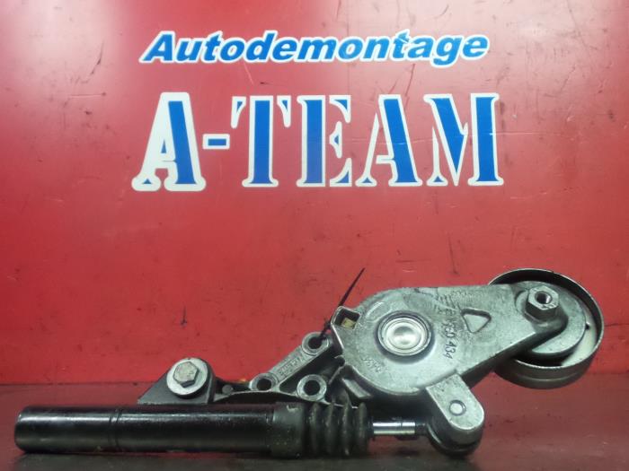Usados Rodillo tensor correa múltiple Volkswagen Golf IV (1J1) 1.6 16V Precio € 14,99 Norma de margen ofrecido por A-Team Automotive