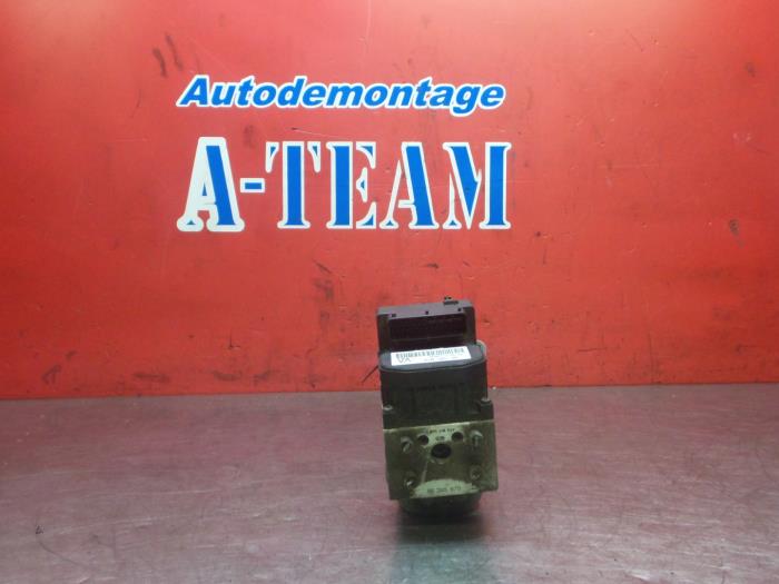 Usagé Bloc ABS Daewoo Leganza 2.0 SX,CDX 16V Prix € 49,99 Règlement à la marge proposé par A-Team Automotive
