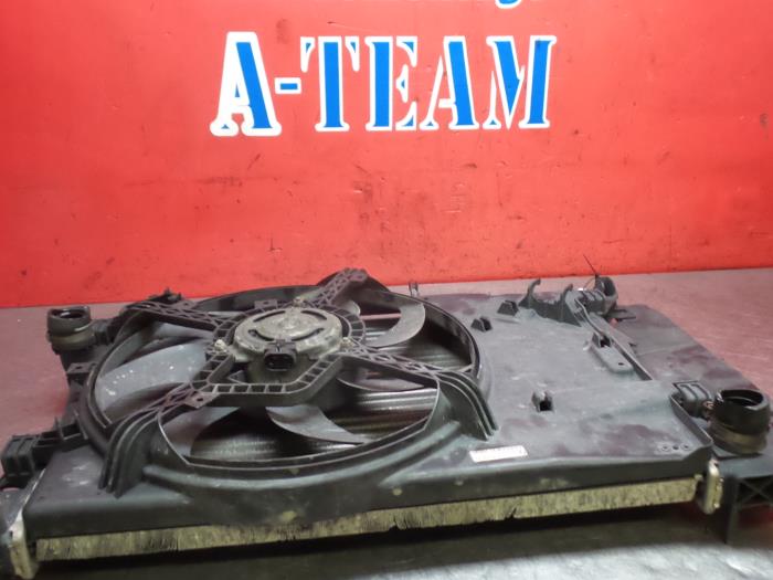 Gebrauchte Kühlerventilator Fiat Grande Punto (199) 1.2 Preis € 29,99 Margenregelung angeboten von A-Team Automotive