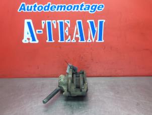 Used Front brake calliper, left Peugeot 308 (4A/C) 1.6 HDi 16V Price € 29,99 Margin scheme offered by A-Team Automotive Rotterdam
