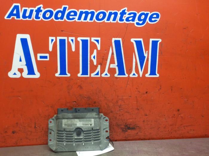 Used Engine management computer Renault Megane II (BM/CM) 1.6 16V Autom. Price € 34,99 Margin scheme offered by A-Team Automotive